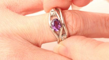 Purple-ring-on-hand